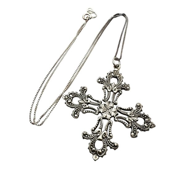 Vintage Italian Sterling Silver Large Ornate Maltese Cross 18" Chain Necklace - Picture 4 of 4